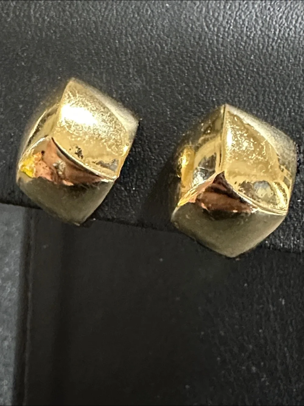 Vendome Pat.No. 3.176.465 VTG Gold Tone Adjustable Screw Back Clip On Earrings